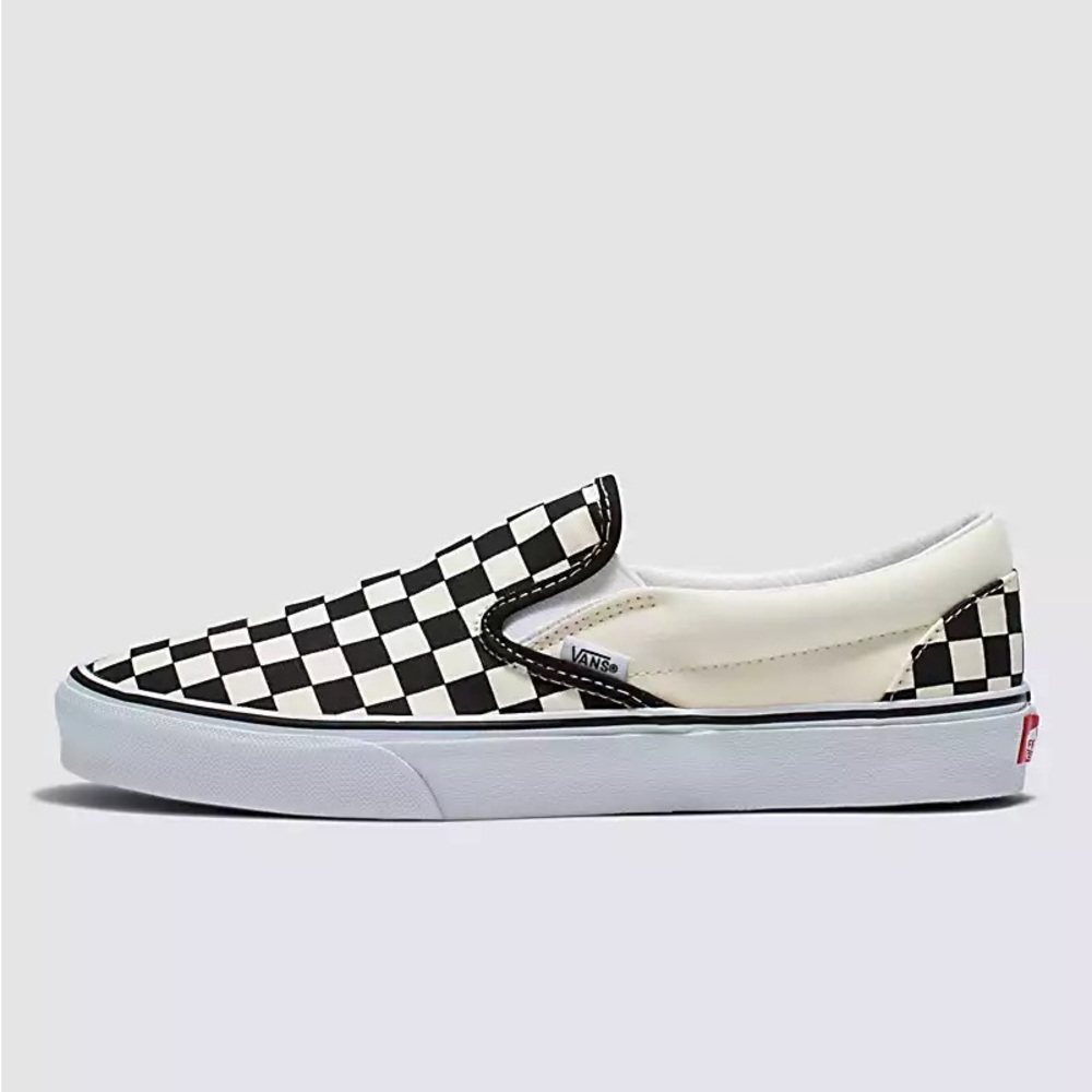 Vans classic slip on black and white checkered